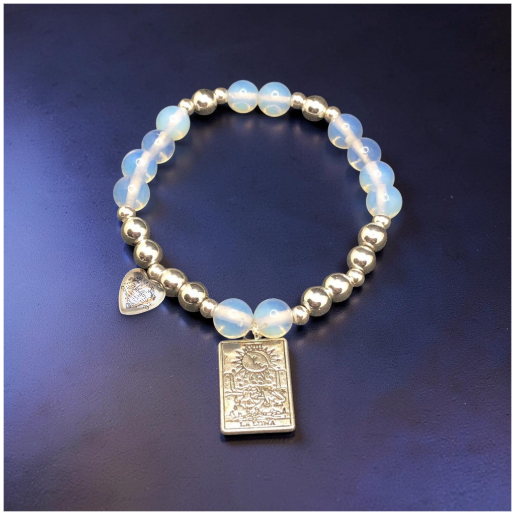 🌙Moonstone and Sterling Luna Bracelet — “La Luna” 🌙
