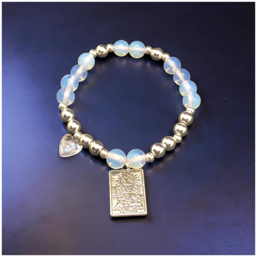 🌙Moonstone and Sterling Luna Bracelet — “La Luna” 🌙
