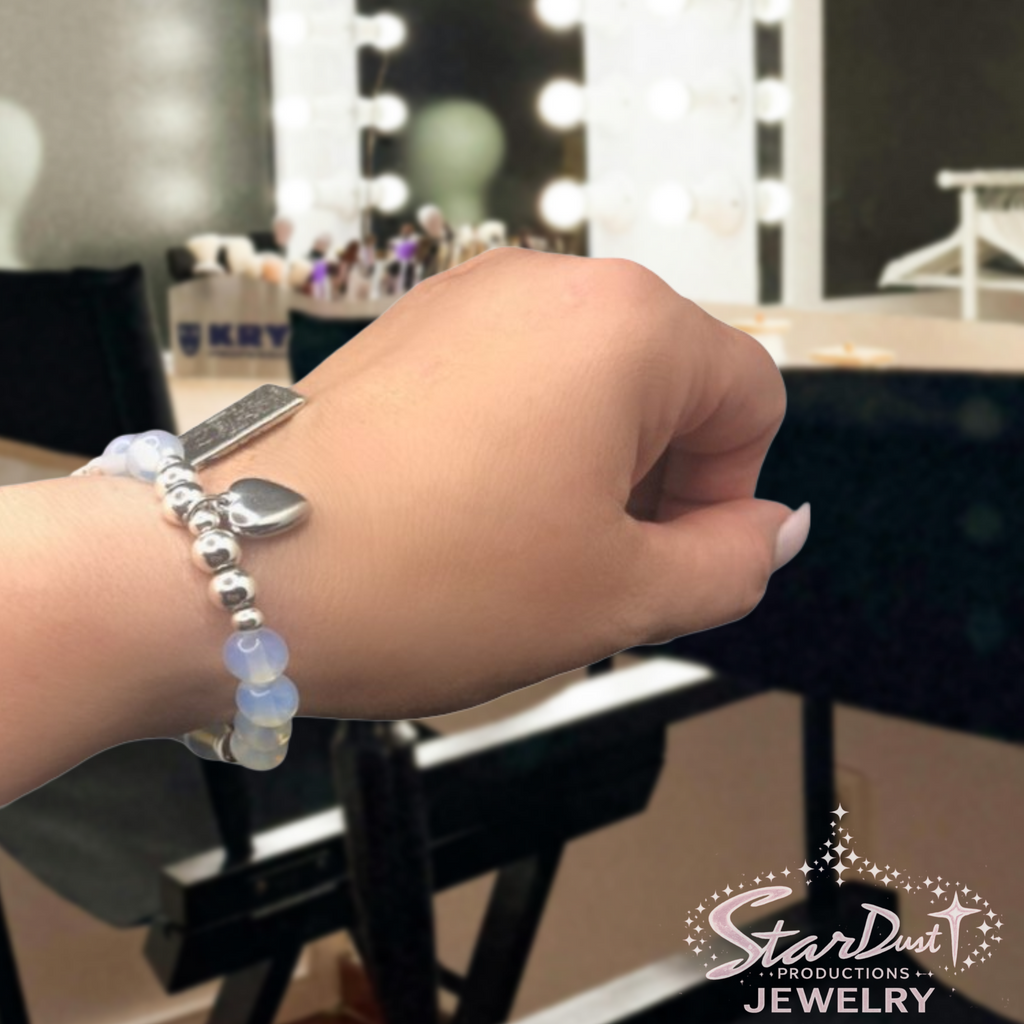 🌙Moonstone and Sterling Luna Bracelet — “La Luna” 🌙